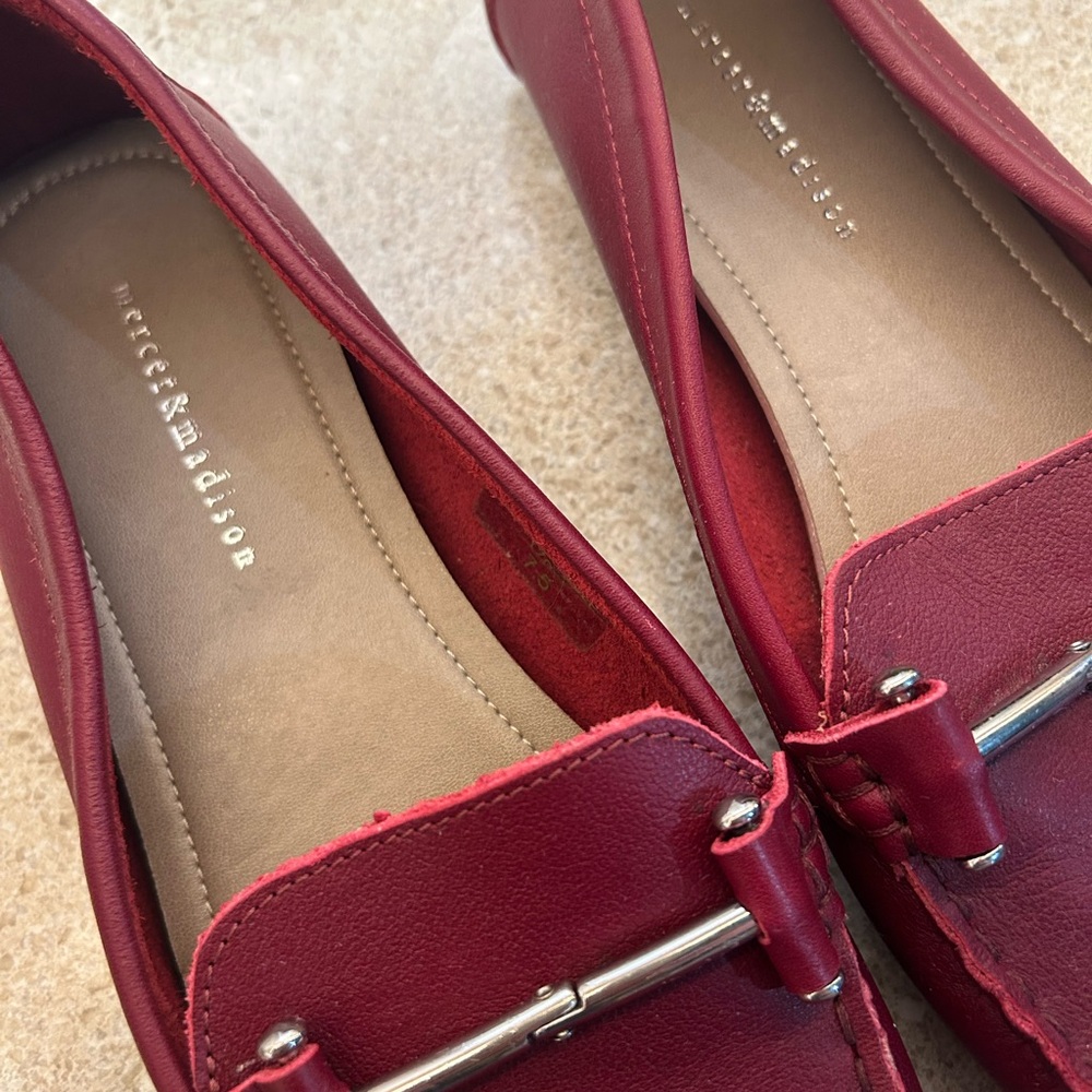 Mercer & Madison Red Leather Slip-On‎ Loafer Shoes Size 7.5 - Picture 2 of 4
